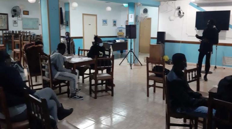 Taller social en el Centro Gallego de Tarragona: Repensar África y globalizar la justicia social